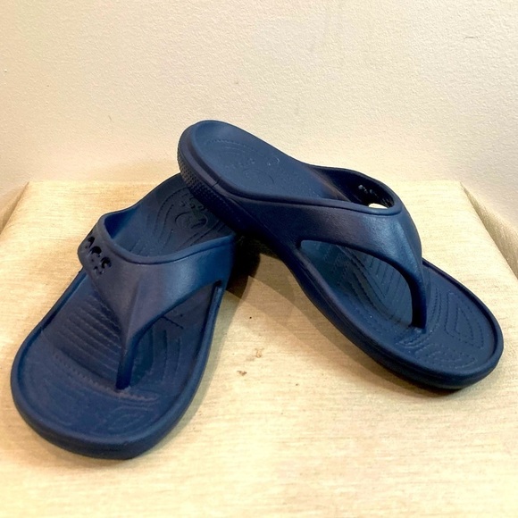 CROCS Sz 9 Kadee Flip-Flops Blue - Picture 1 of 6